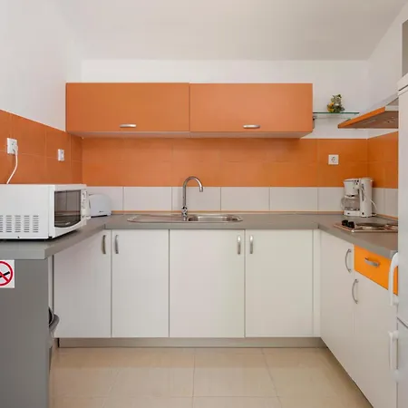 펜션 Tisnjanska 32 *