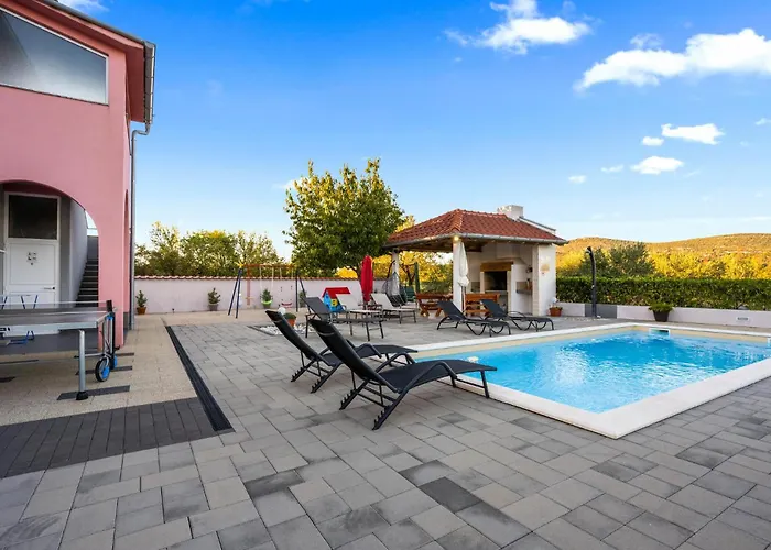 Tisnjanska 32 * Dubrava (Sibenik-Knin)