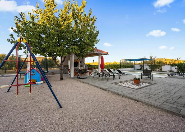 Tisnjanska 32 Nyaraló Dubrava