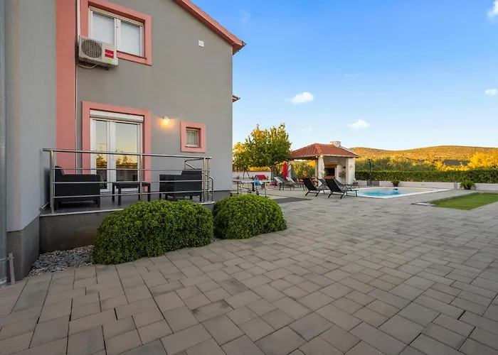 Tisnjanska 32 Dubrava