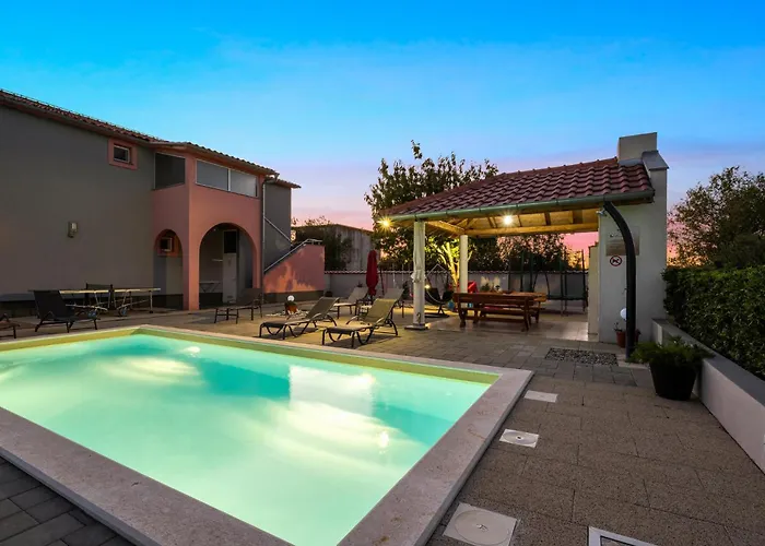 Tisnjanska 32 בית נופש Dubrava (Sibenik-Knin)