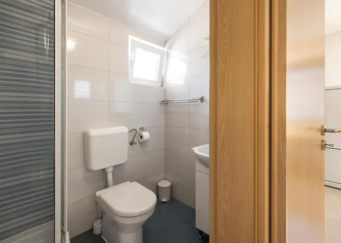 Tisnjanska 32 בית נופש *